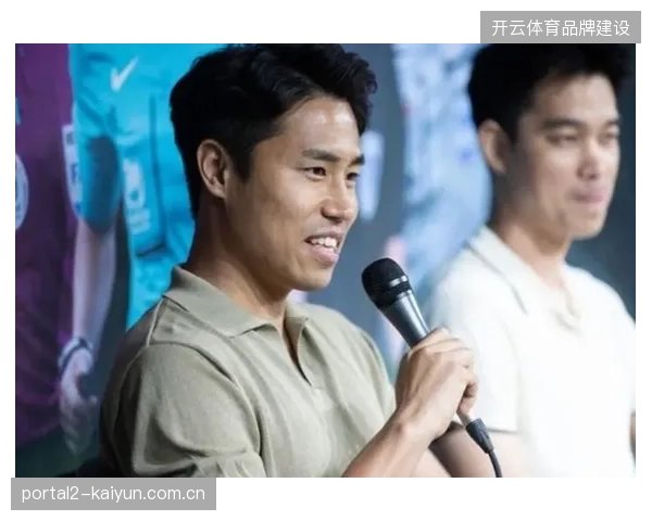 洪明甫征召年轻球员作为训练伙伴随队，旨在为韩国足球的未来进行人才储备
